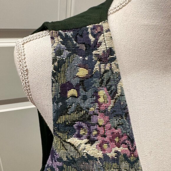 Vintage floral tapestry style embroidered vest size medium Highgate Ltd. - Picture 4 of 4